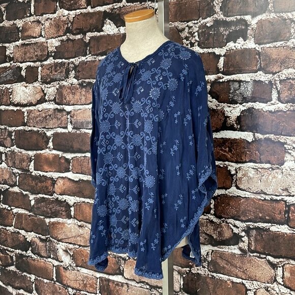 Johnny Was Lace Poncho Top Blue Size X Small XS - Picture 8 of 14